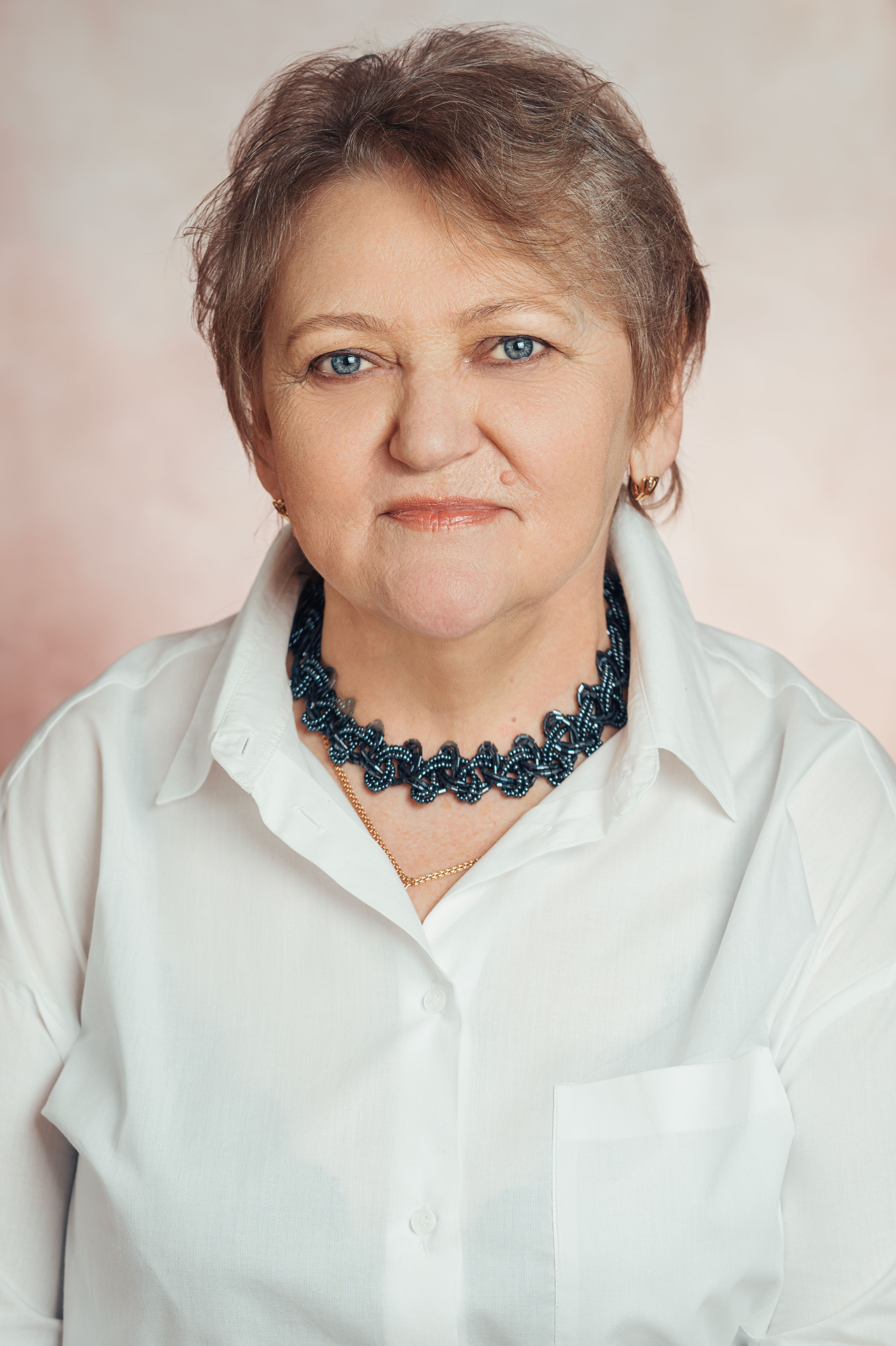Дворянчикова Татьяна Васильевна.